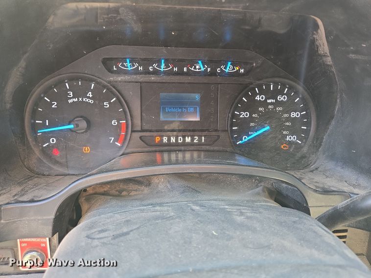 image for item DJ0851 2017 Ford F250 Super Duty XL Crew Cab pickup truck