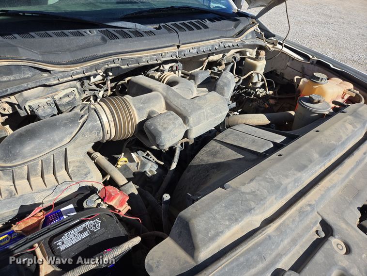 image for item DJ0851 2017 Ford F250 Super Duty XL Crew Cab pickup truck