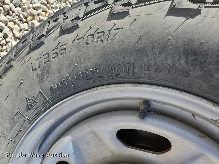 image for item DJ0851 2017 Ford F250 Super Duty XL Crew Cab pickup truck