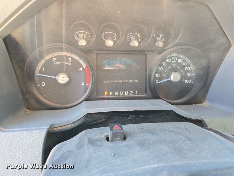 image for item DJ0853 2014 Ford F350 Super Duty XL Crew Cab pickup truck