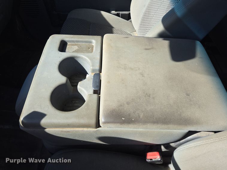 image for item DJ0853 2014 Ford F350 Super Duty XL Crew Cab pickup truck