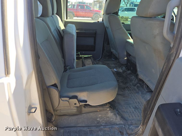 image for item DJ0853 2014 Ford F350 Super Duty XL Crew Cab pickup truck