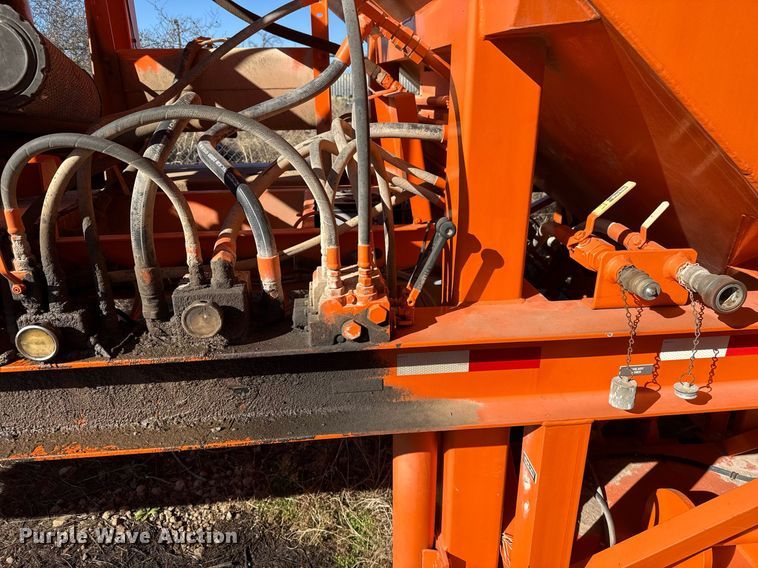 image for item DJ0854 2014 NOV Appco FS-30 frac sander trailer