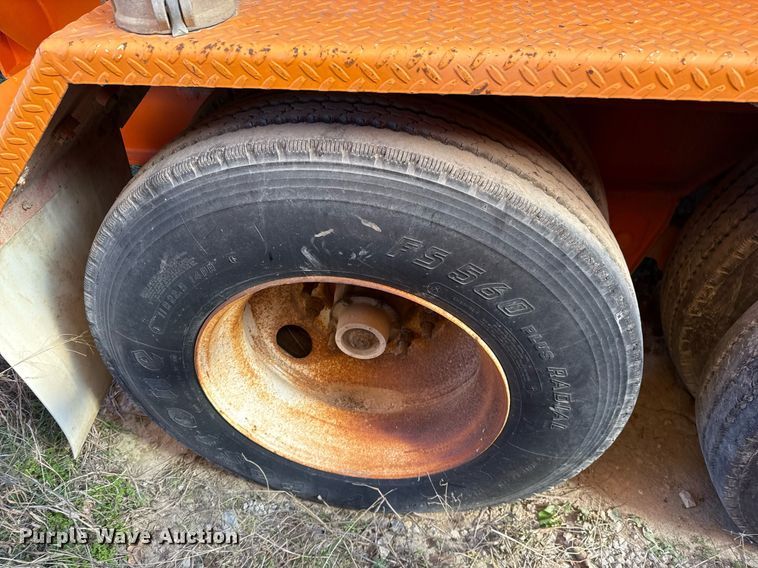 image for item DJ0856 2010 NOV Appco FS-30 frac sander trailer