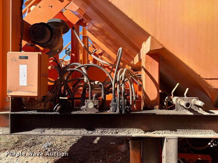 image for item DJ0857 2011 NOV Appco FS-30 frac sander trailer