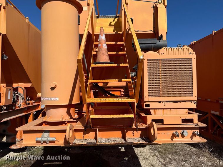 image for item DJ0857 2011 NOV Appco FS-30 frac sander trailer