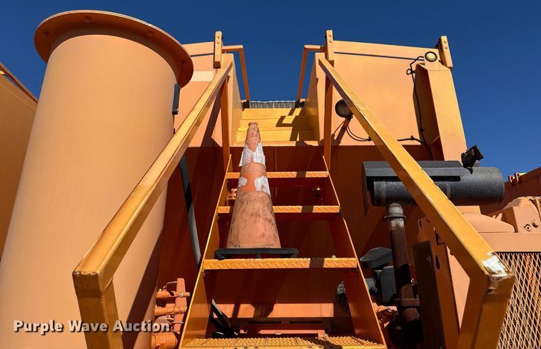 image for item DJ0857 2011 NOV Appco FS-30 frac sander trailer