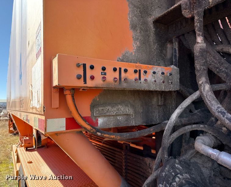 image for item DJ0857 2011 NOV Appco FS-30 frac sander trailer