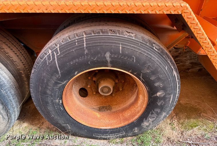 image for item DJ0857 2011 NOV Appco FS-30 frac sander trailer