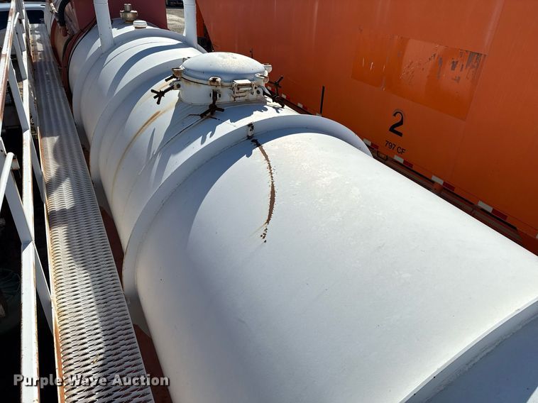 image for item DJ0860 2013 Proco PVT vacuum trailer