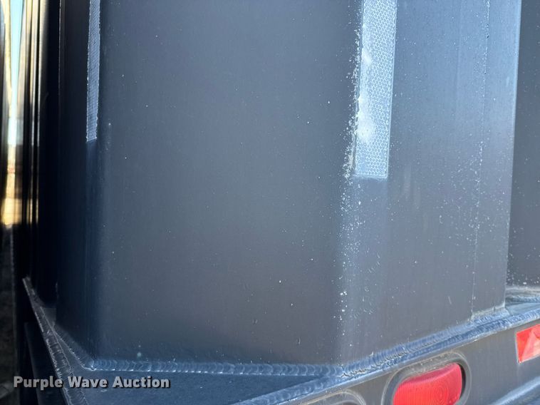 image for item DJ0861 Dragon frac tank trailer