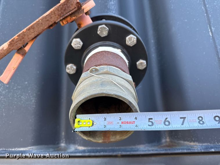 image for item DJ0861 Dragon frac tank trailer