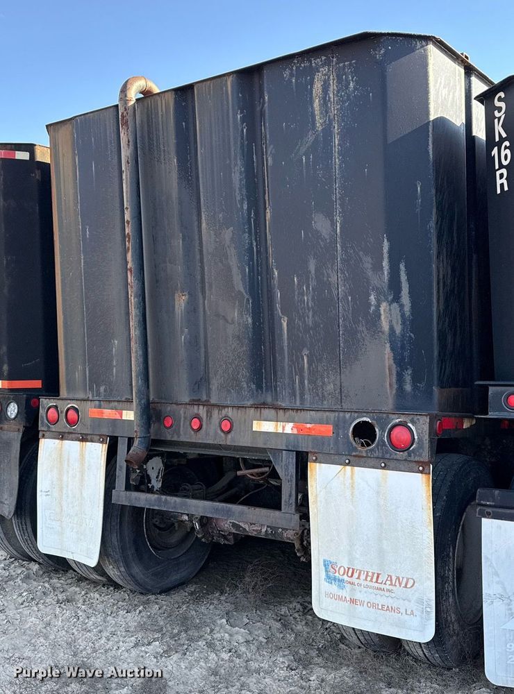 image for item DJ0862 Dragon Frac tank trailer