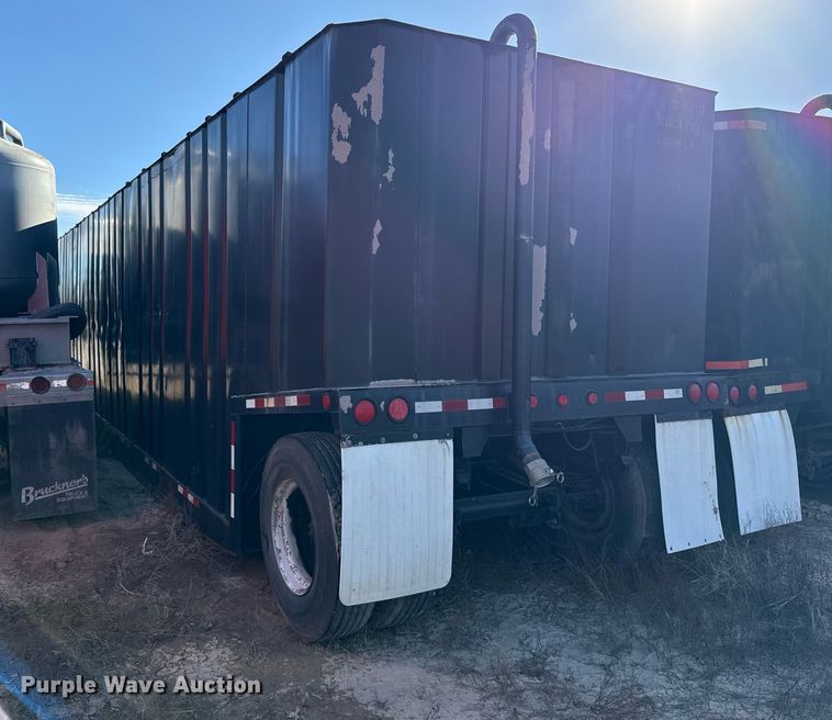 image for item DJ0863 Dragon frac tank trailer