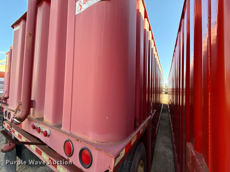 image for item DJ0865 Dragon Frac tank trailer