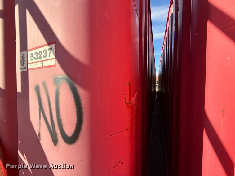 image for item DJ0865 Dragon Frac tank trailer