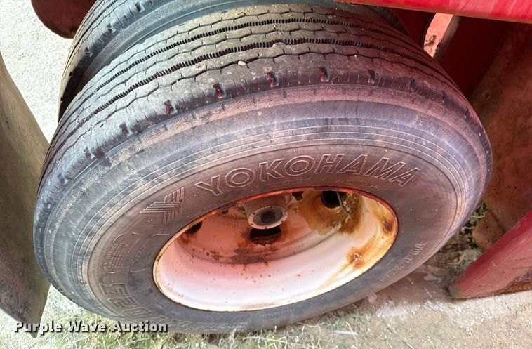 image for item DJ0865 Dragon Frac tank trailer