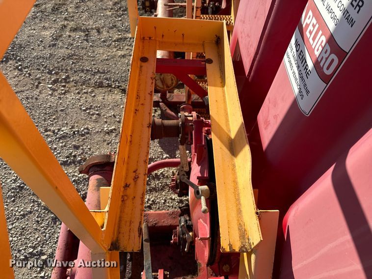 image for item DJ0866 Dragon Frac tank trailer