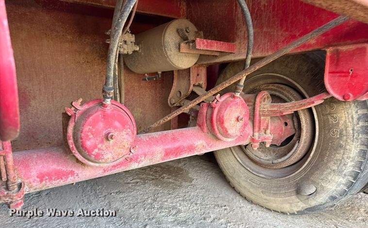 image for item DJ0866 Dragon Frac tank trailer