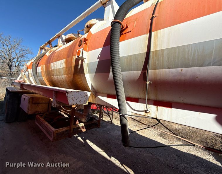 image for item DJ0867 2012 Overland acid tank trailer