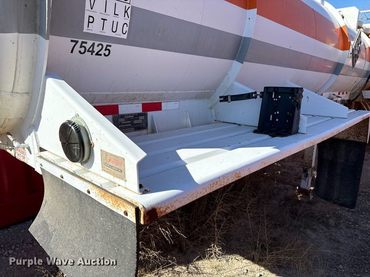 image for item DJ0867 2012 Overland acid tank trailer