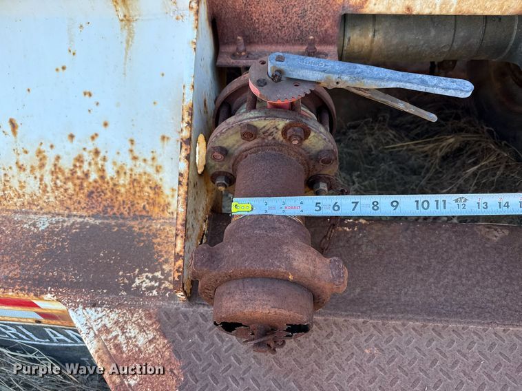 image for item DJ0867 2012 Overland acid tank trailer