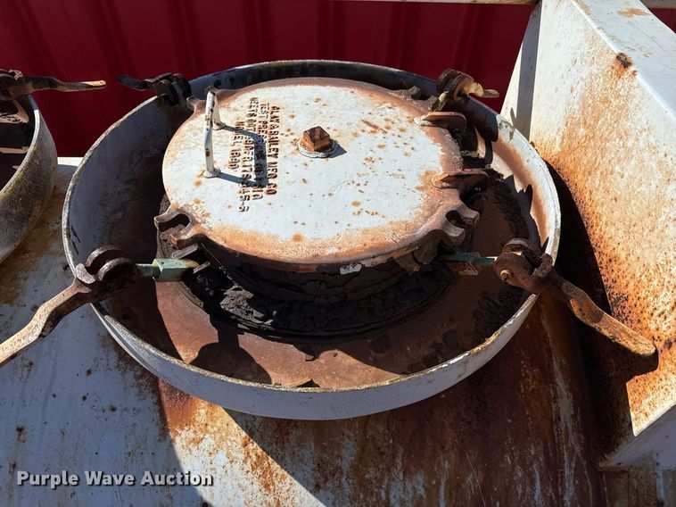 image for item DJ0867 2012 Overland acid tank trailer