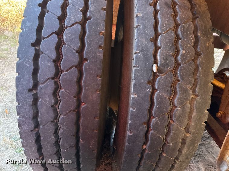 image for item DJ0867 2012 Overland acid tank trailer