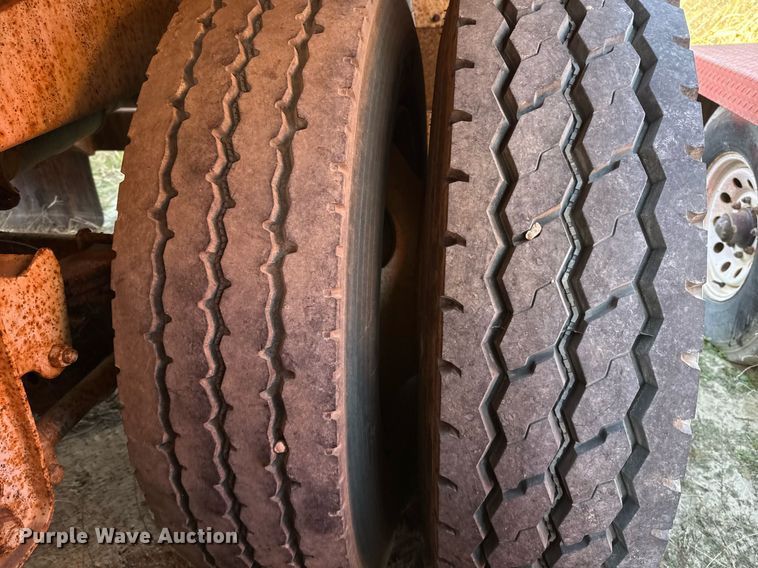 image for item DJ0867 2012 Overland acid tank trailer