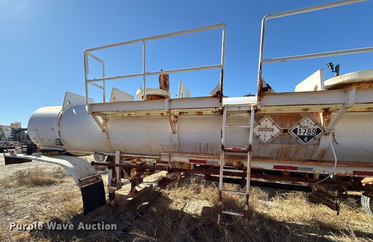 image for item DJ0868 1981 Trailex acid tank trailer