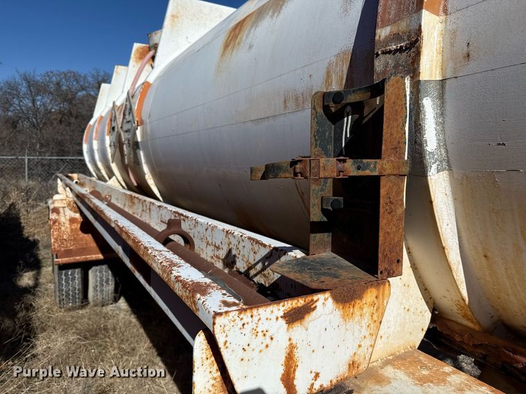 image for item DJ0868 1981 Trailex acid tank trailer