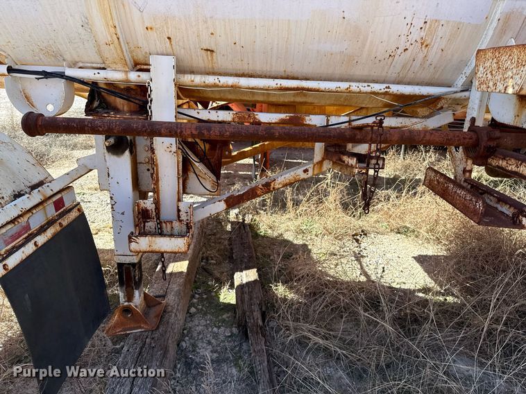 image for item DJ0868 1981 Trailex acid tank trailer