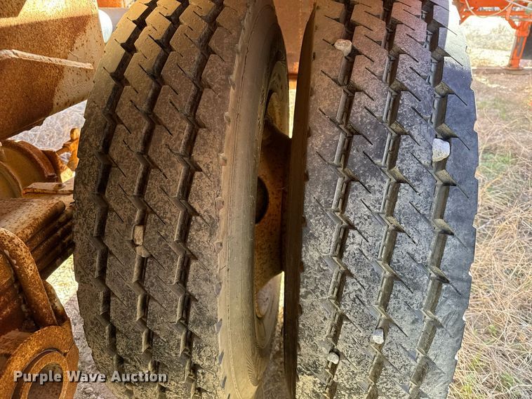 image for item DJ0868 1981 Trailex acid tank trailer