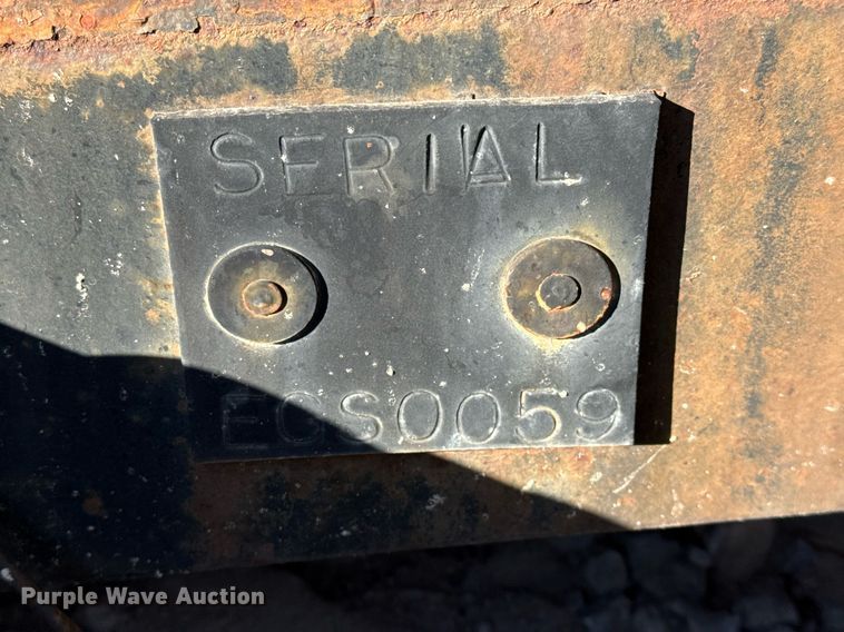 image for item DJ0871 Dragon frac tank trailer