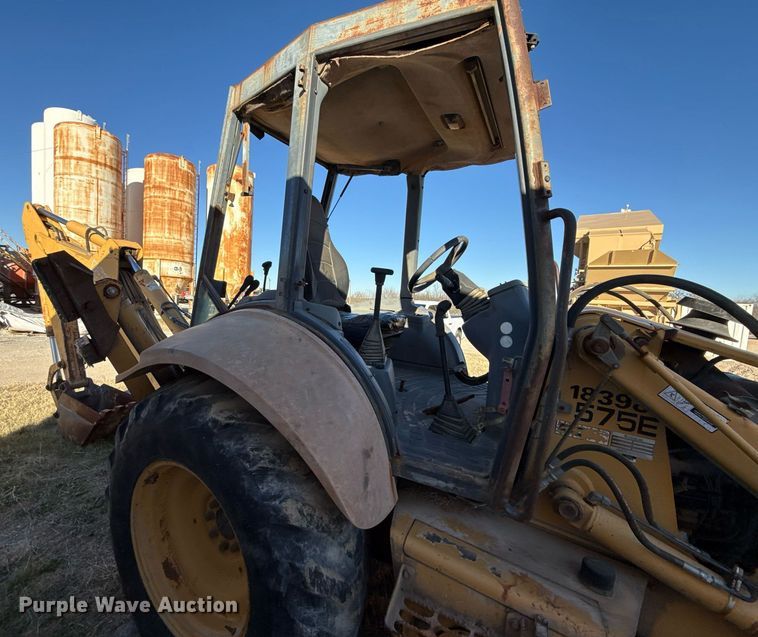 image for item DJ0872 1999 New Holland 575E backhoe