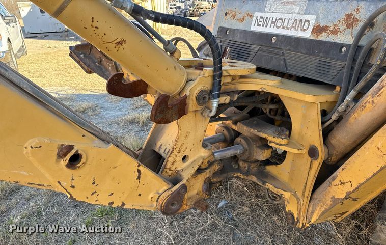 image for item DJ0872 1999 New Holland 575E backhoe