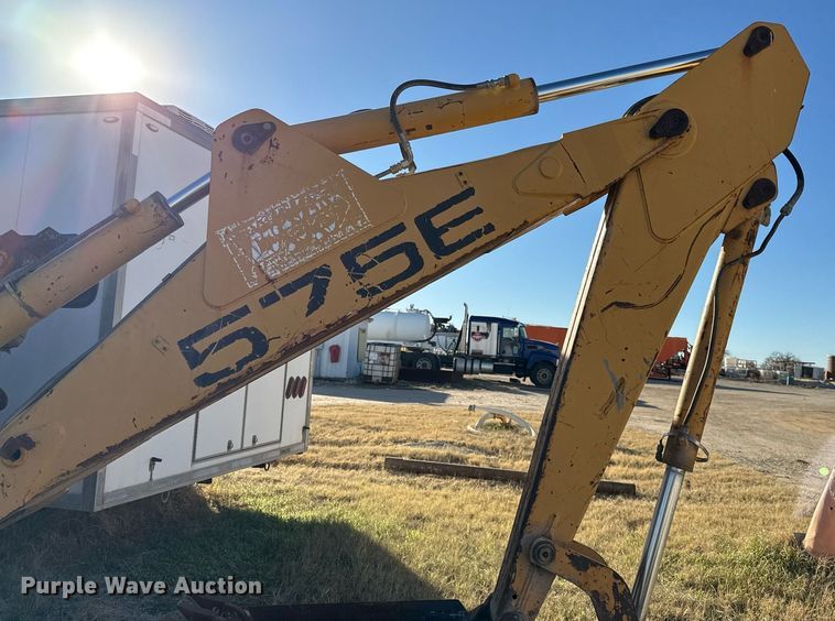 image for item DJ0872 1999 New Holland 575E backhoe