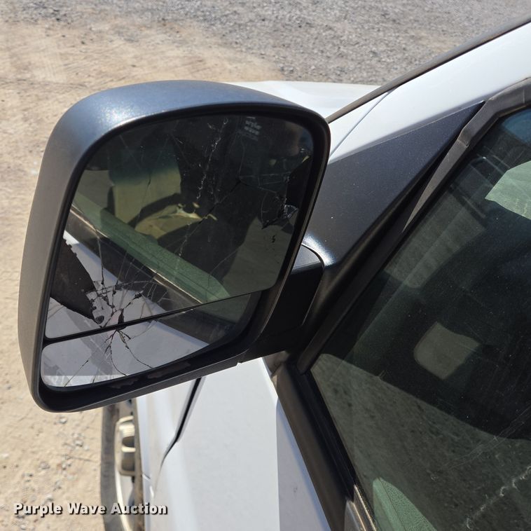 image for item DJ0873 2016 Chevrolet Express 3500 van