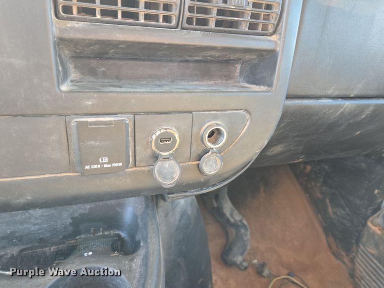 image for item DJ0873 2016 Chevrolet Express 3500 van