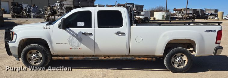 image for item DJ0874 2011 GMC Sierra 2500HD Crew Cab pickup truck