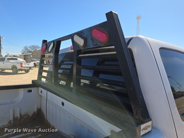 image for item DJ0874 2011 GMC Sierra 2500HD Crew Cab pickup truck