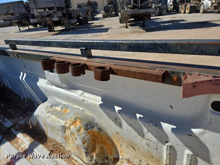 image for item DJ0874 2011 GMC Sierra 2500HD Crew Cab pickup truck