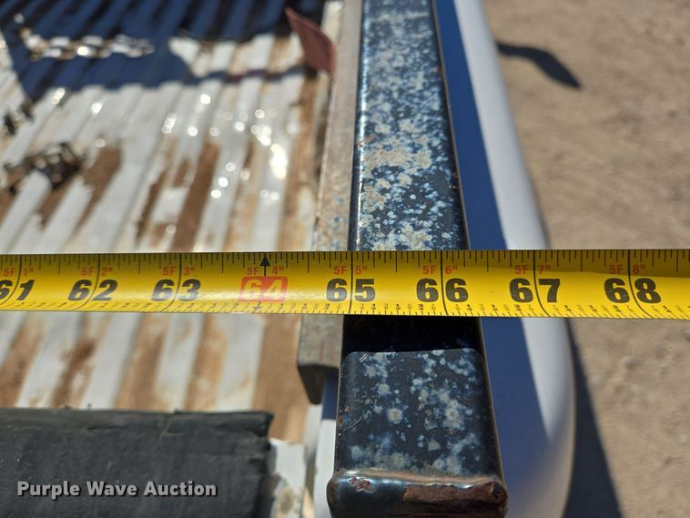 image for item DJ0874 2011 GMC Sierra 2500HD Crew Cab pickup truck