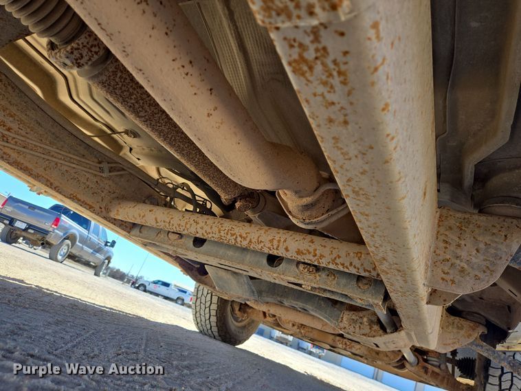 image for item DJ0874 2011 GMC Sierra 2500HD Crew Cab pickup truck