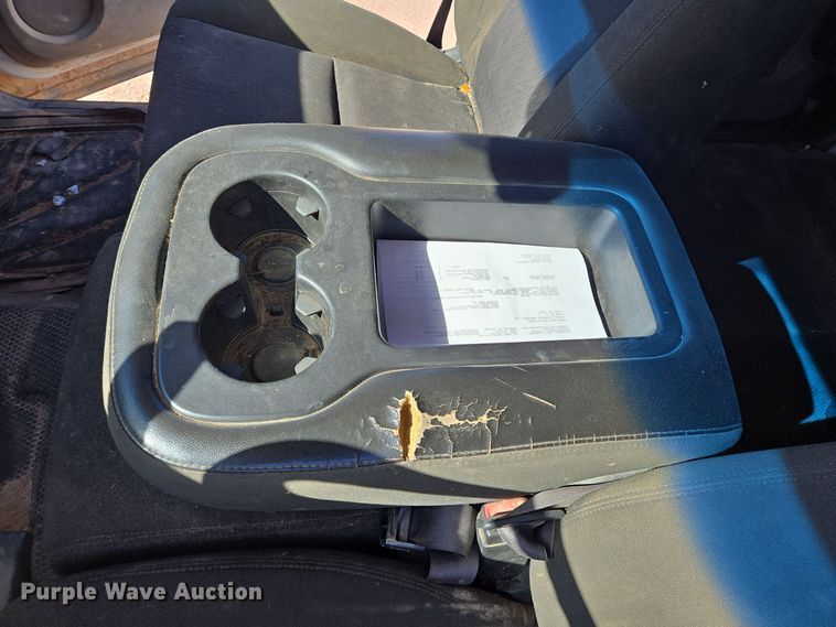 image for item DJ0874 2011 GMC Sierra 2500HD Crew Cab pickup truck