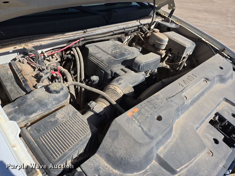 image for item DJ0874 2011 GMC Sierra 2500HD Crew Cab pickup truck