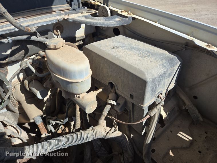 image for item DJ0874 2011 GMC Sierra 2500HD Crew Cab pickup truck