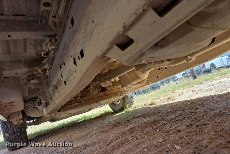 image for item DJ0876 2016 Chevrolet Express 3500 van