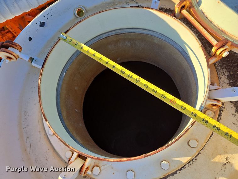 image for item DJ0879 2011 Galyean AT5000 acid tank trailer