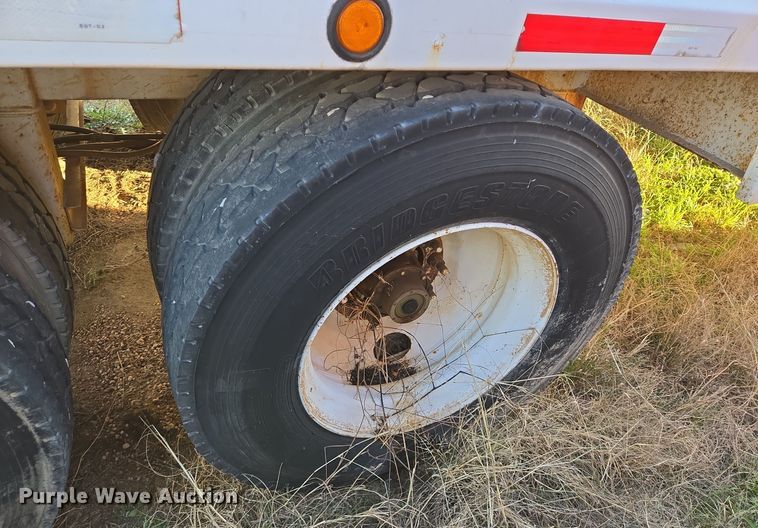 image for item DJ0879 2011 Galyean AT5000 acid tank trailer